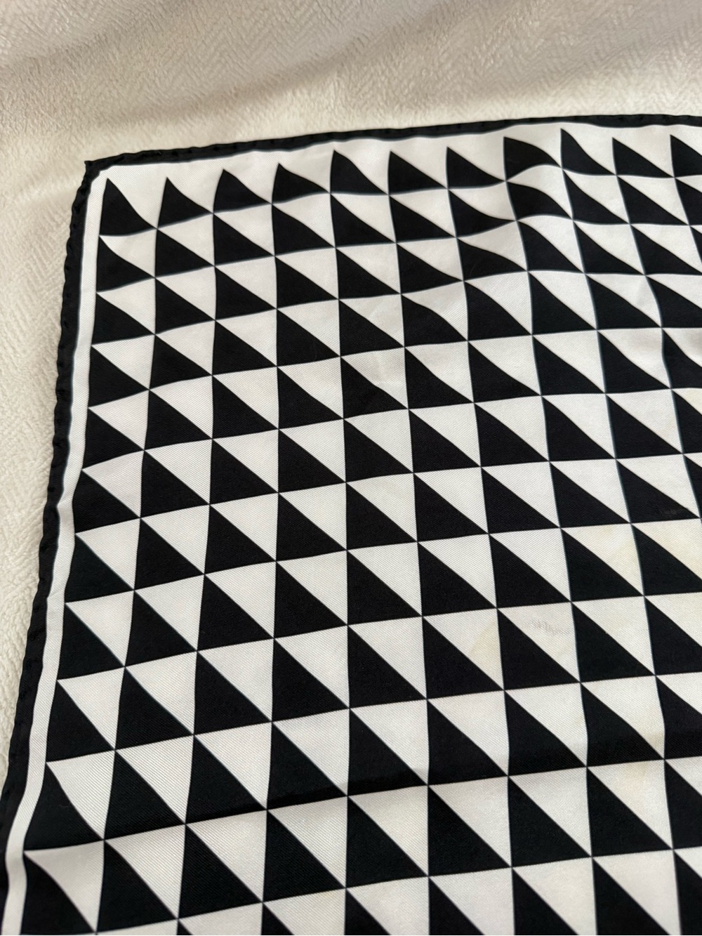 Prada Black and White geometric-patterned Silk Twill Scarf - Picture 6 of 9